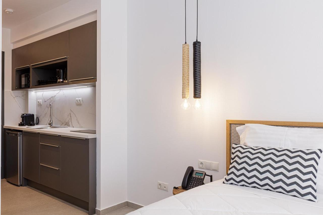 Eleven Boutique Suites Ставроменос Экстерьер фото