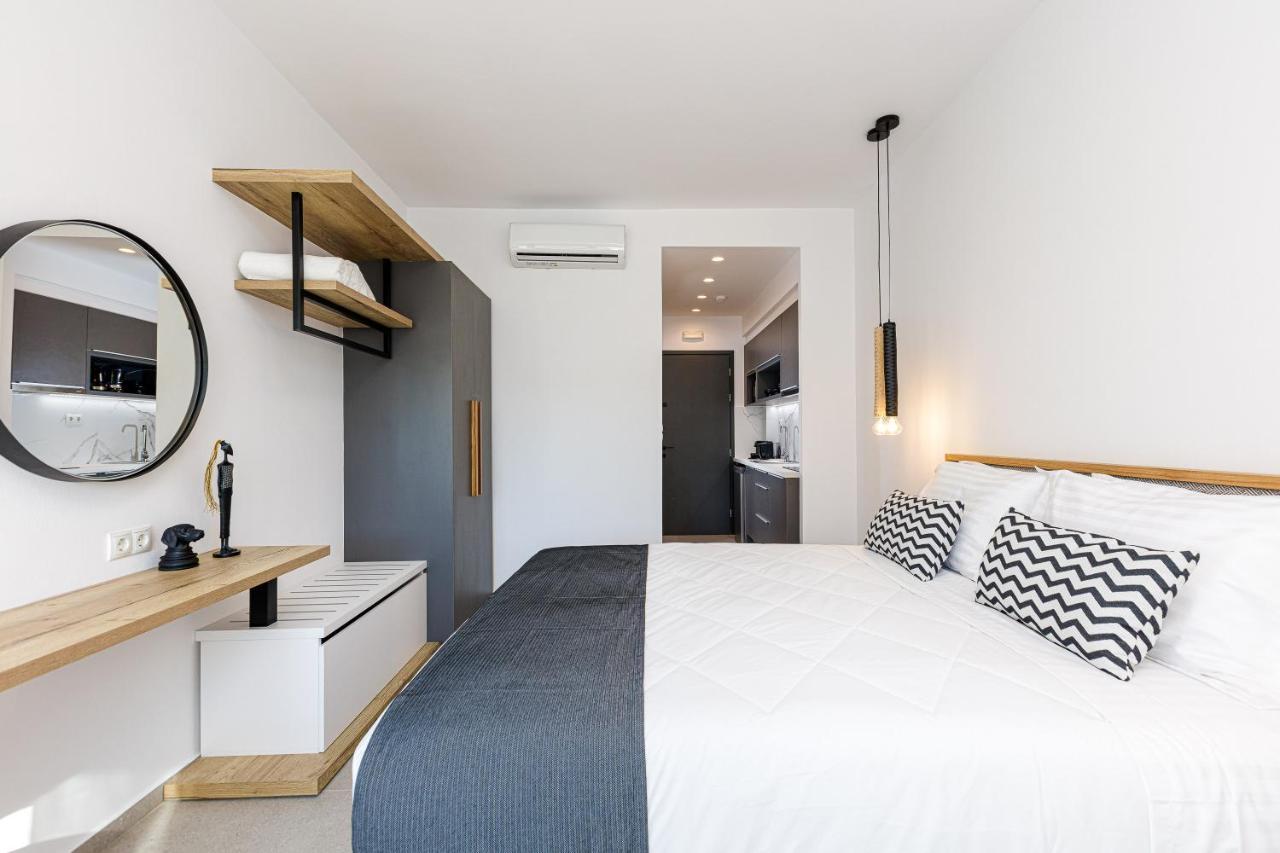 Eleven Boutique Suites Ставроменос Экстерьер фото