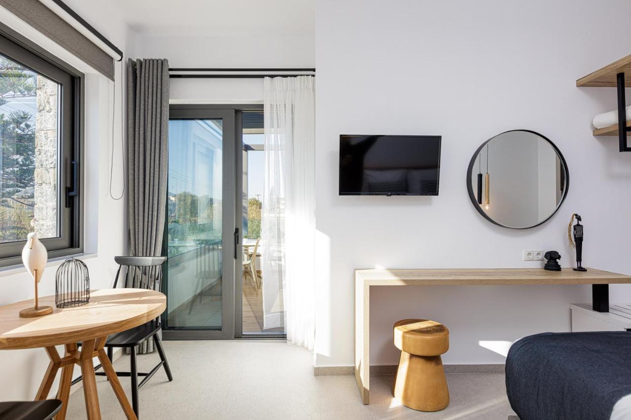 Eleven Boutique Suites Ставроменос Экстерьер фото