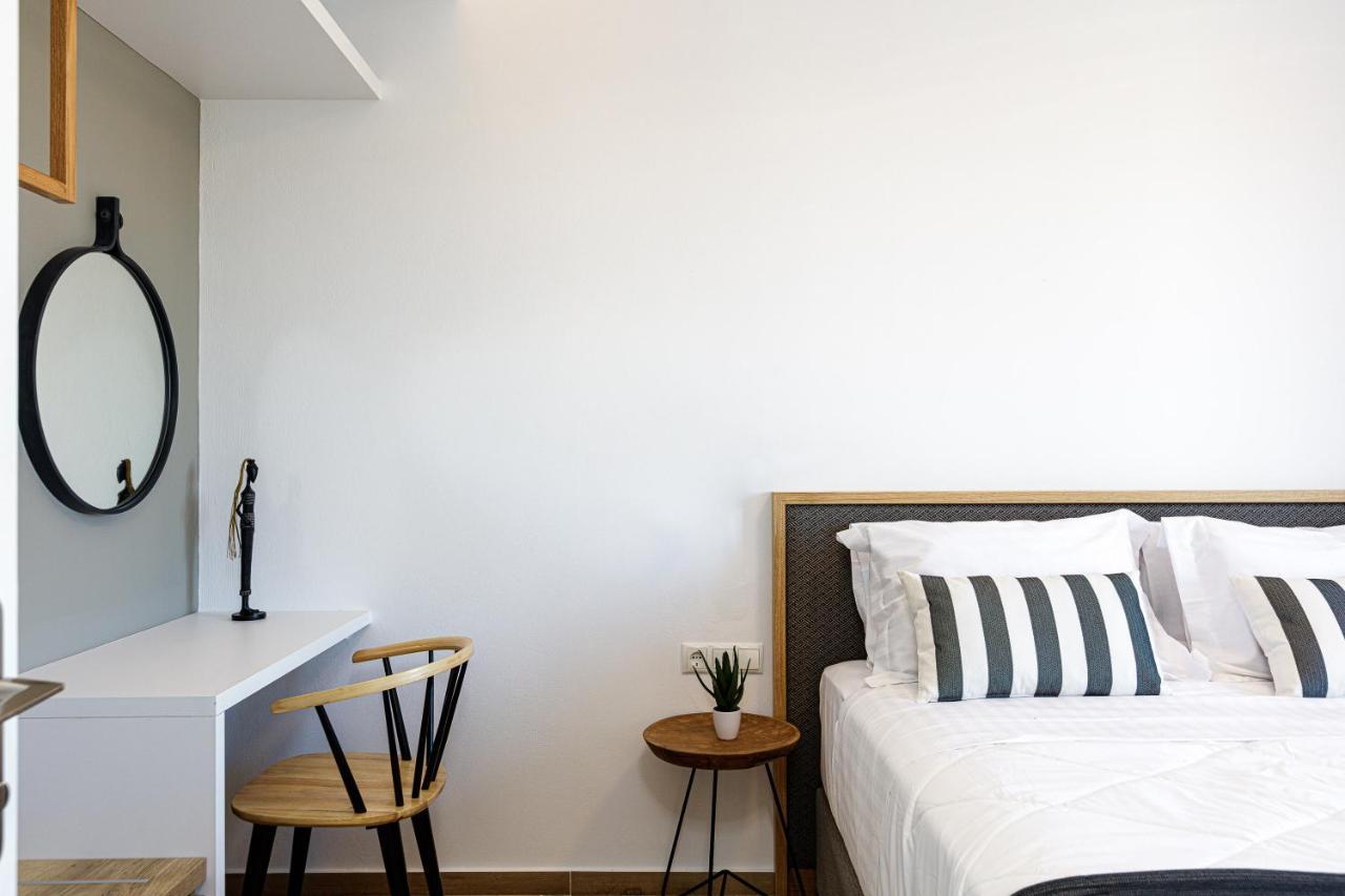 Eleven Boutique Suites Ставроменос Экстерьер фото